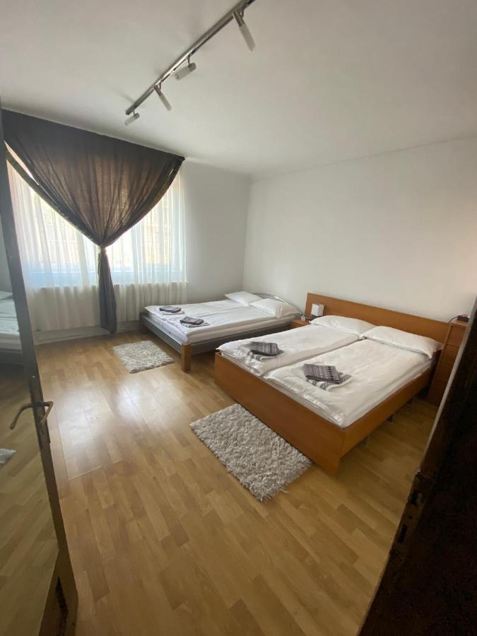 Villa Permissive Cluj-Napoca Exterior foto